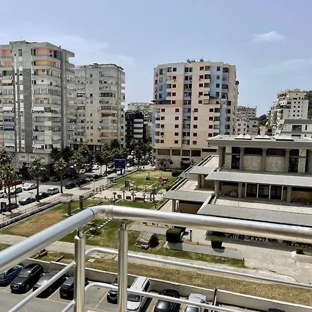 Spacious Promenade 3 Bedroom Durrës